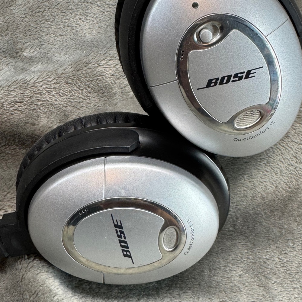 Bose‎ QuietComfort 15 Noise Cancelling Headphones Silver/Black QC15 - Picture 7 of 7